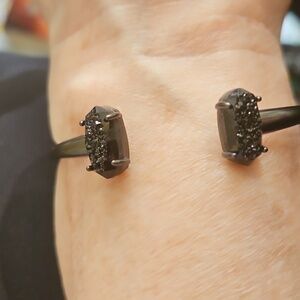 AUTHENTIC KENDRA SCOTT ABBIE FRAME CUFF BRACELET BOOKENDED BY SHIMMERING STONES